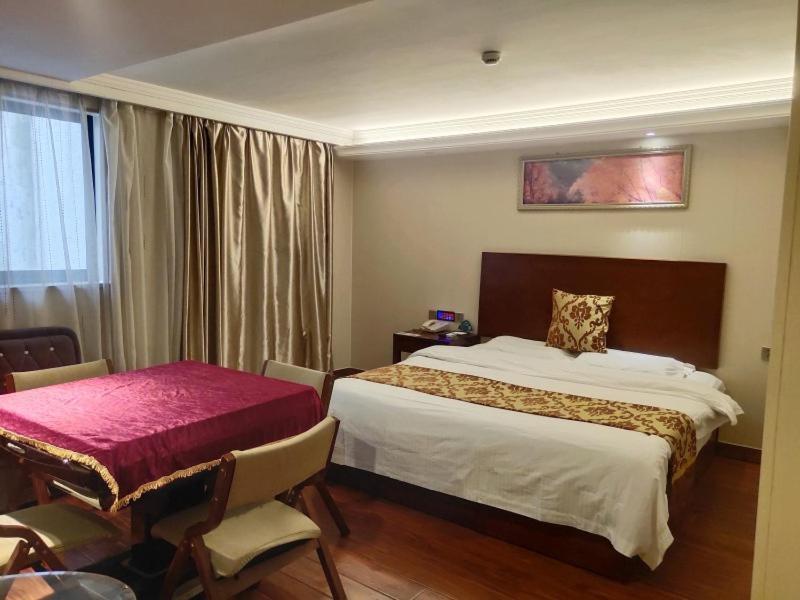 Khách sạn Greentree Alliance Jiangqiao West Jinshajiang Road 3*