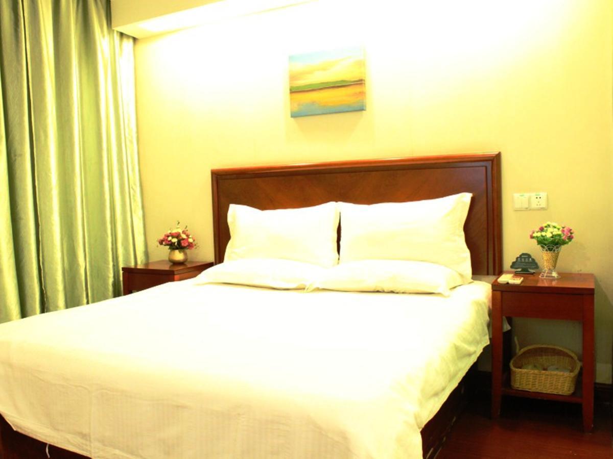 Greentree Alliance Jiangqiao West Jinshajiang Road 3*