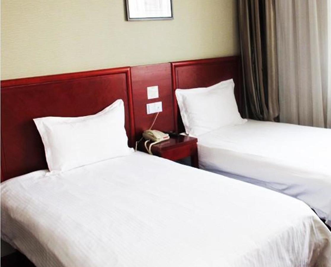 Greentree Alliance Jiangqiao West Jinshajiang Road 3*